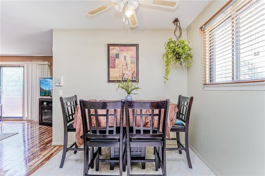Dining room, Interior, Marble