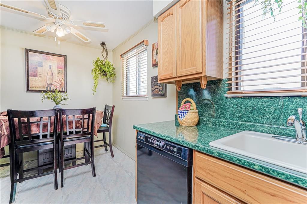 Dining room, Interior, Kitchen, Marble