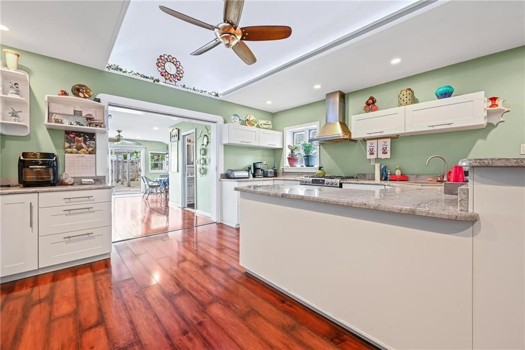 Interior, Kitchen, Recessed Lighting, Wood Texture Flooring