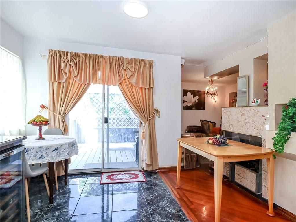 Chandelier, Dining room, Fireplace, Interior