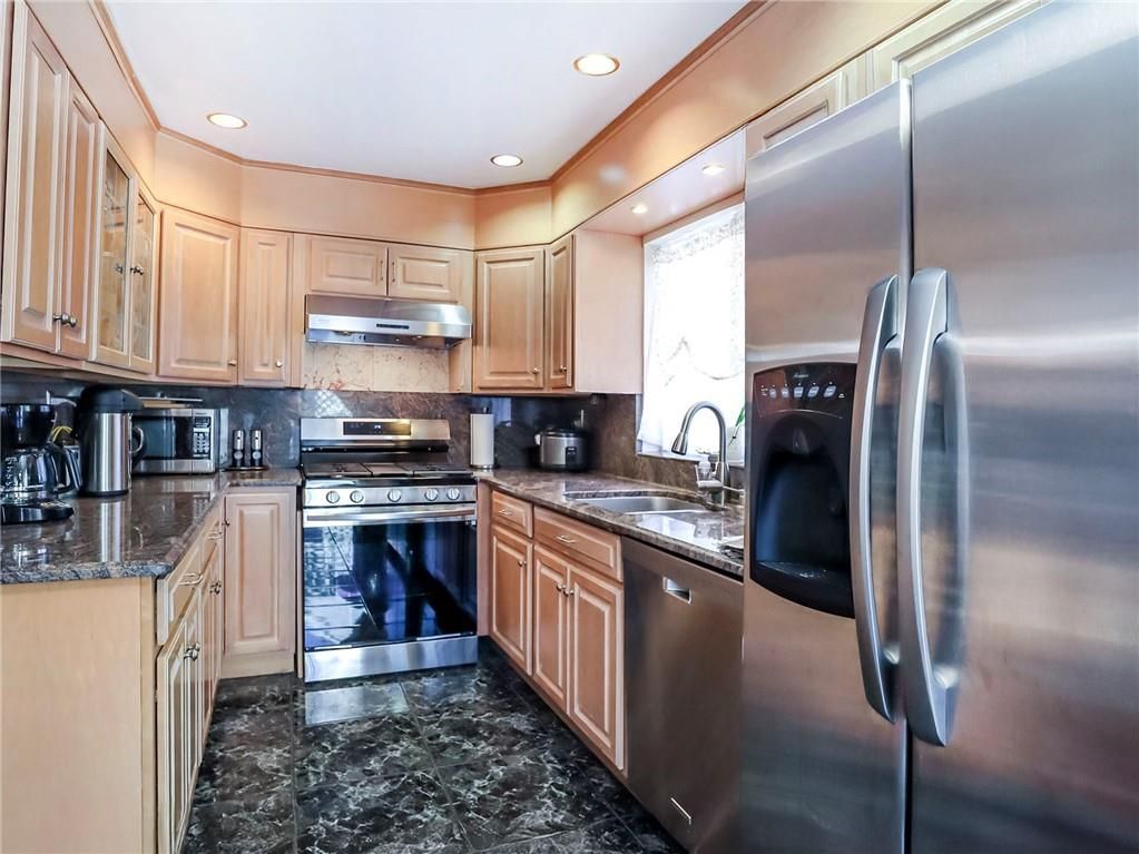 Interior, Kitchen, Marble, Recessed Lighting, Stainless Steel Appliances