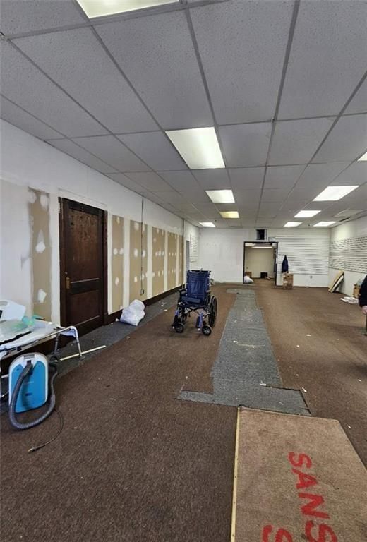 Fitness Equipment, Interior, Recessed Lighting