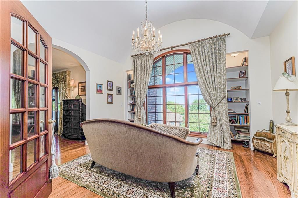 Chandelier, Interior, Wood Texture Flooring