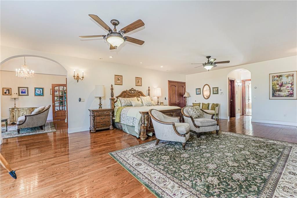 Bedroom, Chandelier, Interior, Living room, Recessed Lighting, Wood Texture Flooring