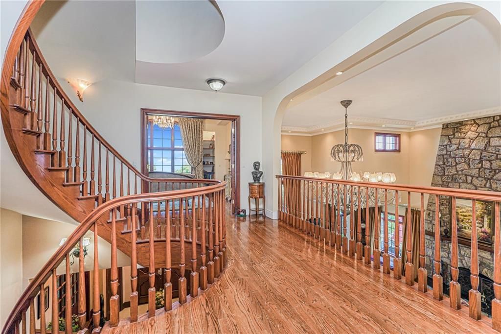 Chandelier, Interior, Recessed Lighting, Stone Walls, Wood Texture Flooring