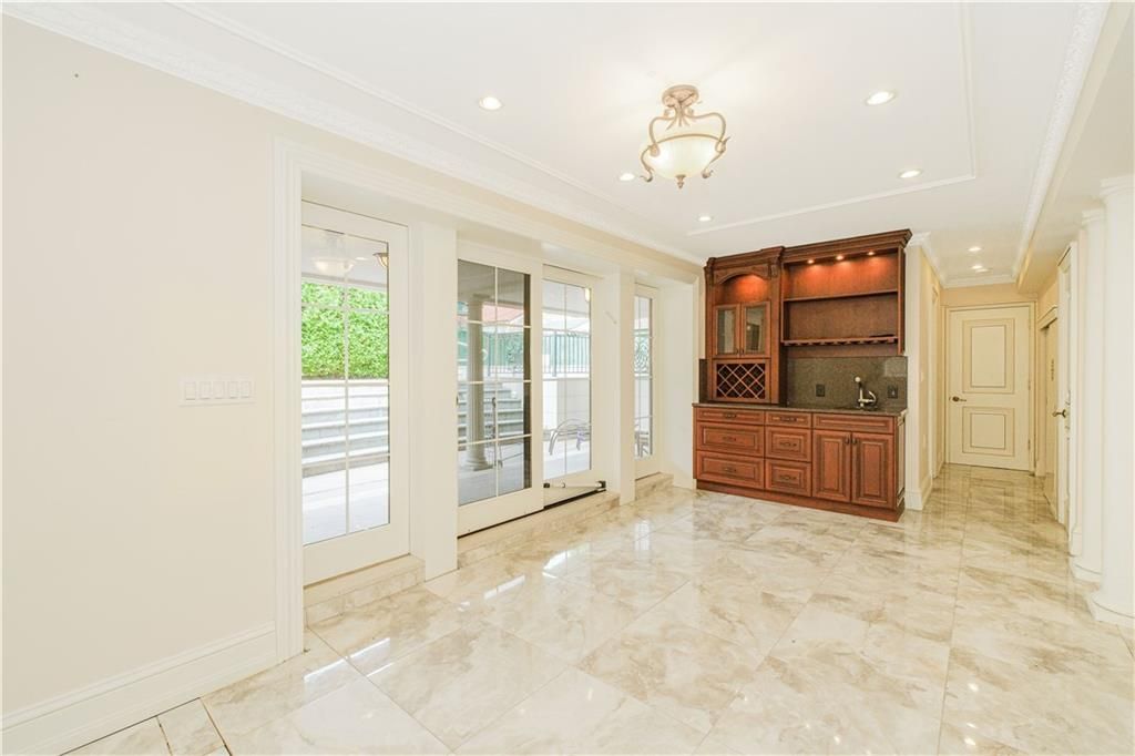 Interior, Recessed Lighting