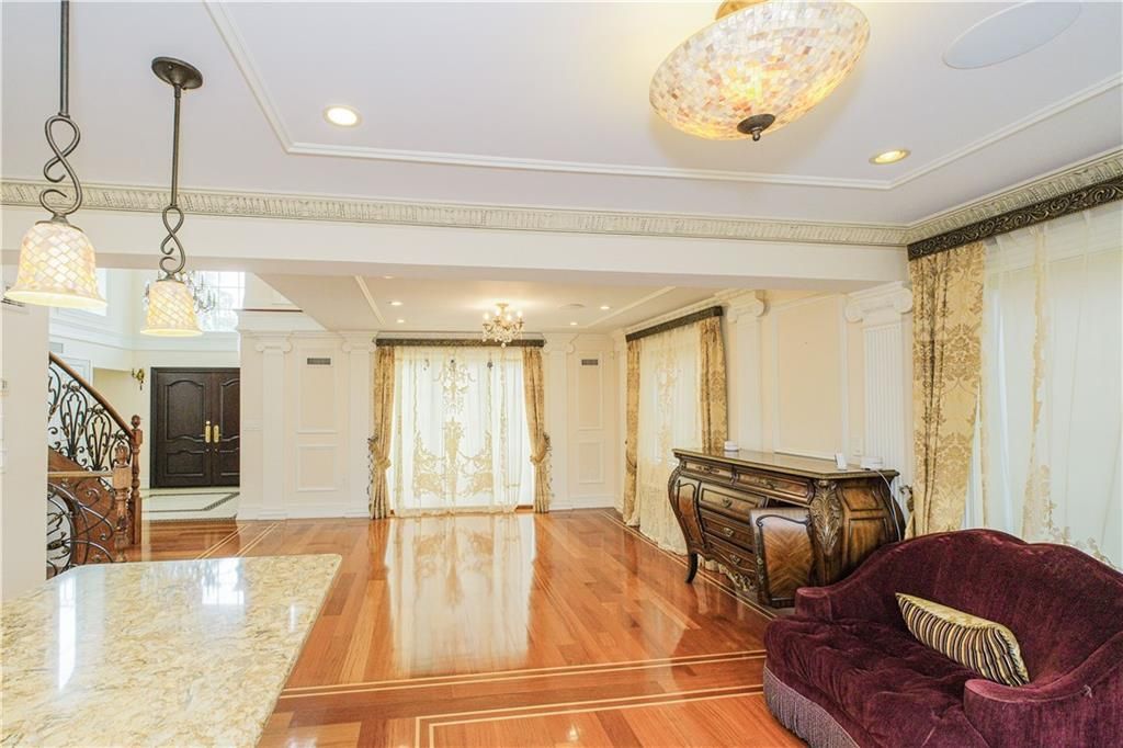 Interior, Pendant Lights, Recessed Lighting, Wood Texture Flooring