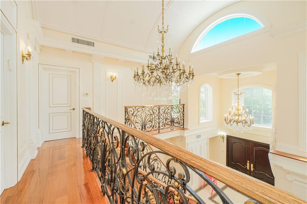 Chandelier, Interior, Wood Texture Flooring