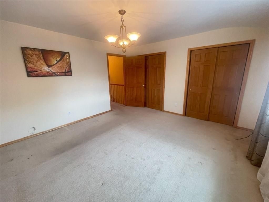 Chandelier, Empty room, Interior