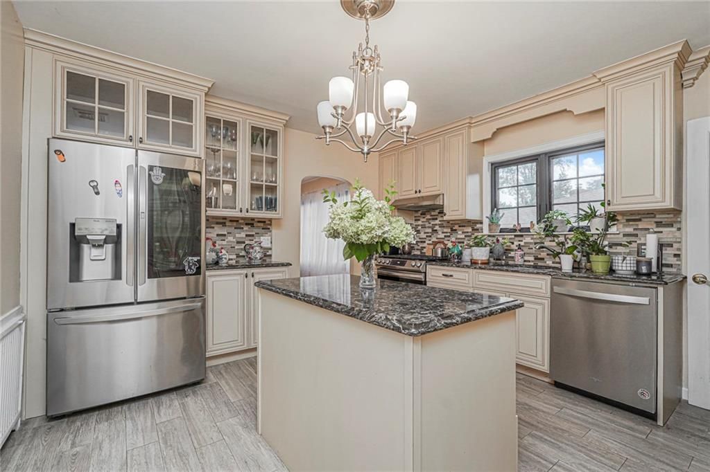 Chandelier, Interior, Kitchen, Stainless Steel Appliances, Wood Texture Flooring