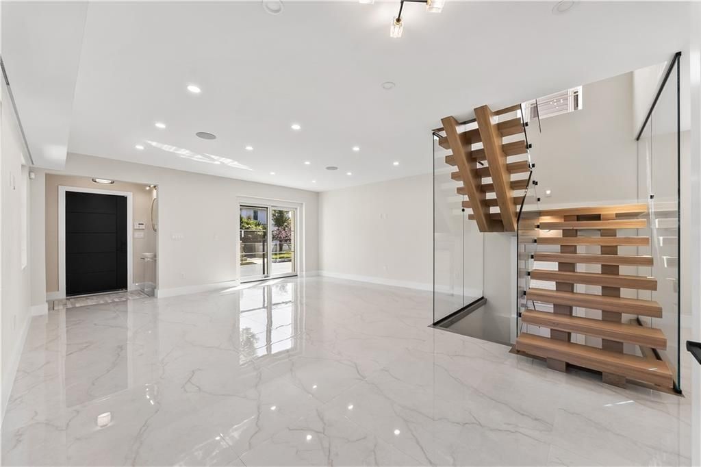 Empty room, Interior, Marble, Recessed Lighting