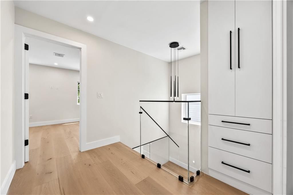 Interior, Pendant Lights, Recessed Lighting, Wood Texture Flooring