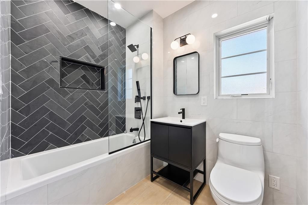 Bathroom, Interior, Recessed Lighting, Wood Texture Flooring