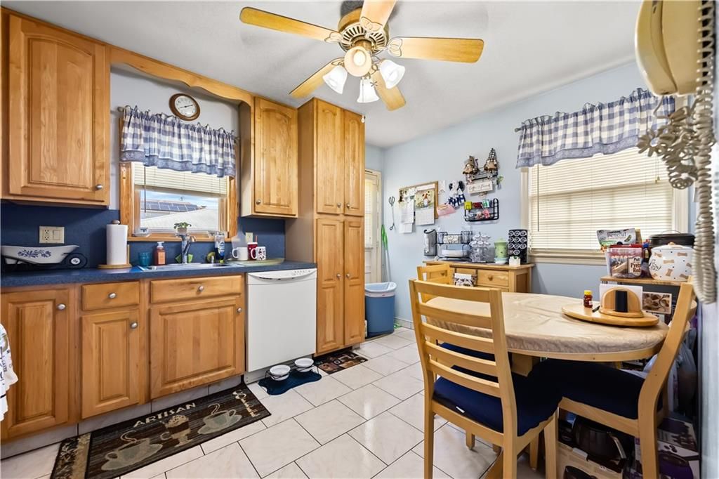 Dining room, Interior, Kitchen