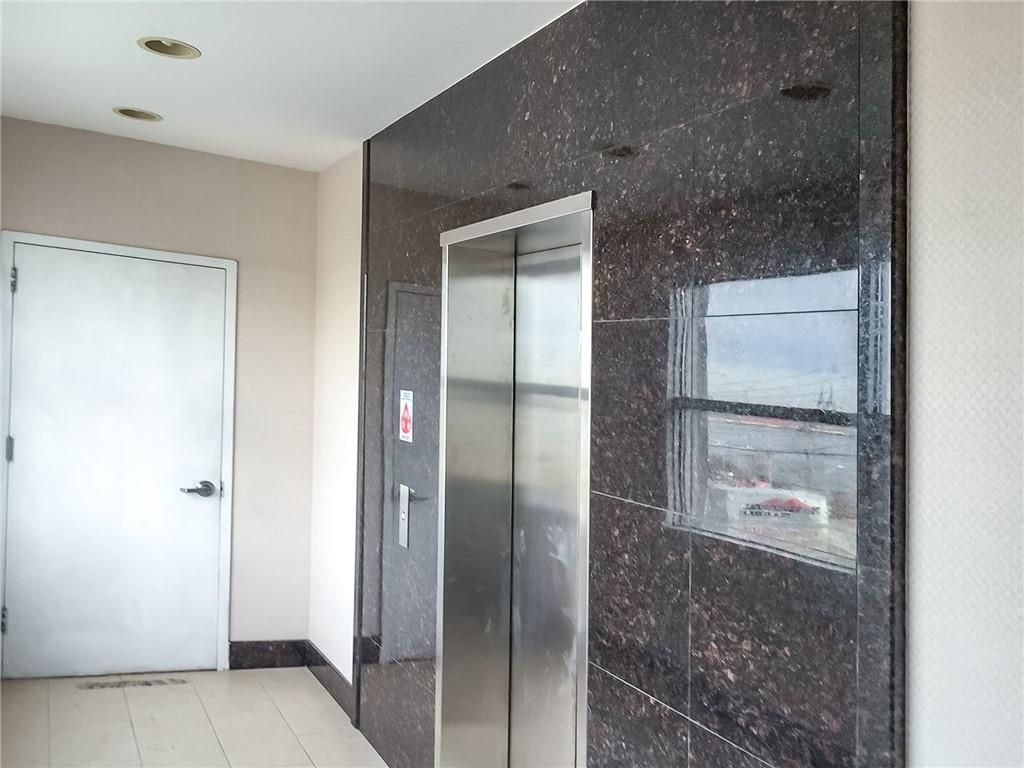 Elevator, Interior, Recessed Lighting