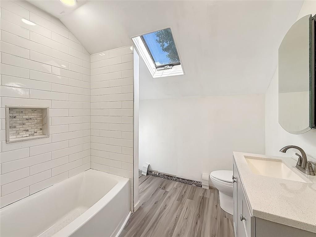 Bathroom, Interior, Recessed Lighting, Wood Texture Flooring