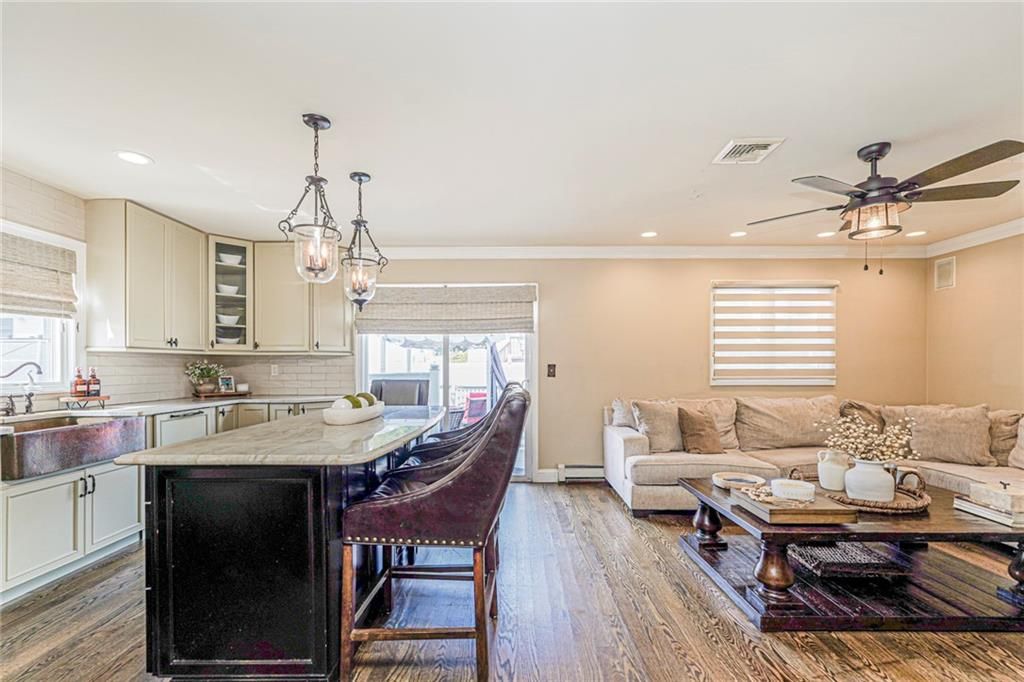 Dining room, Interior, Kitchen, Living room, Pendant Lights, Recessed Lighting, Wood Texture Flooring