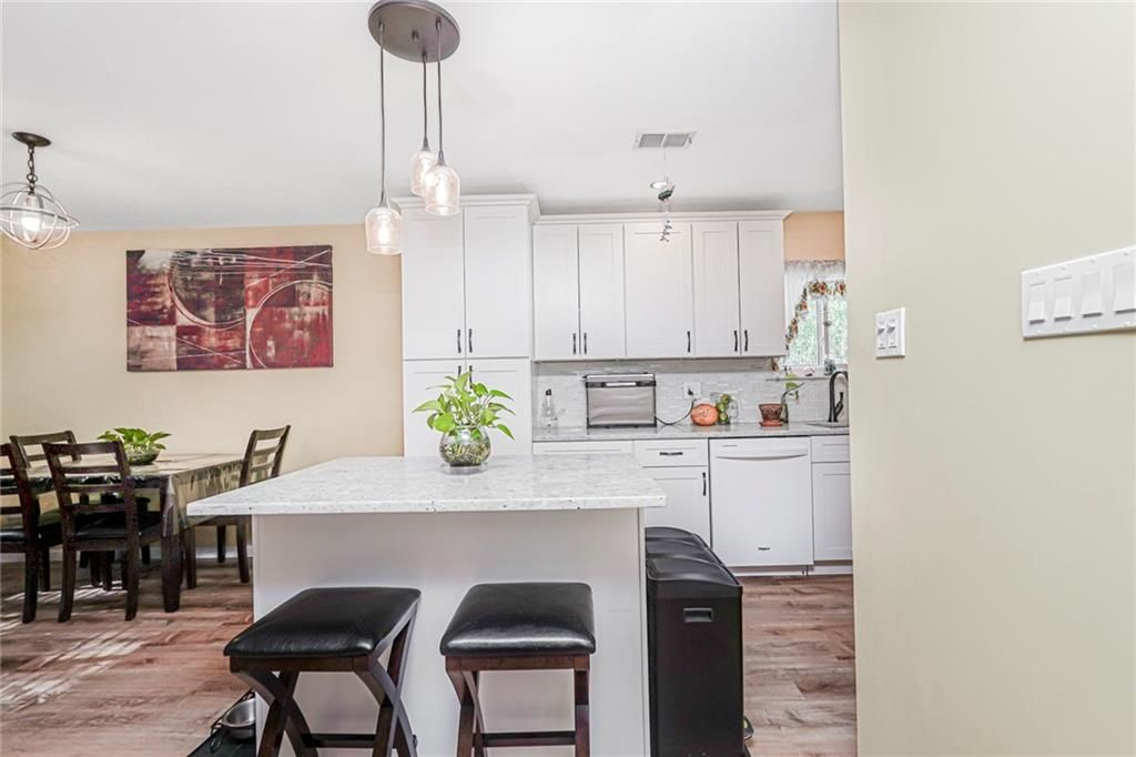 Dining room, Interior, Kitchen, Pendant Lights, Wood Texture Flooring