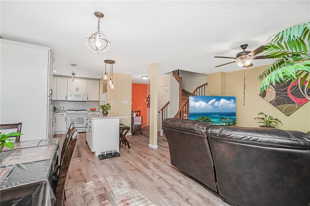 Dining room, Interior, Kitchen, Living room, Pendant Lights, Wood Texture Flooring