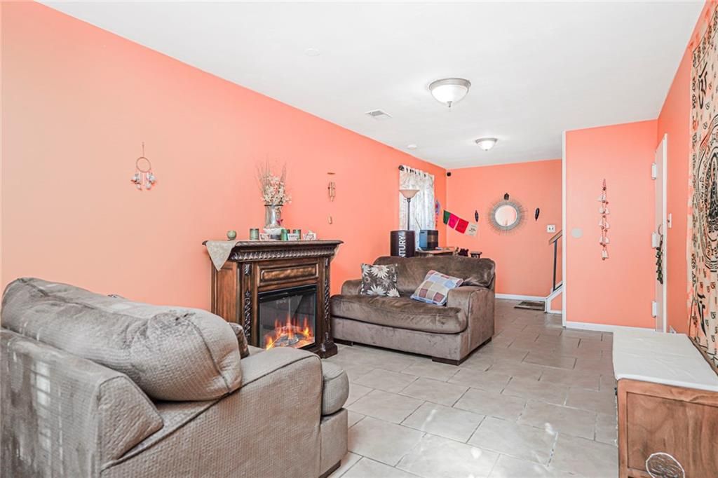 Fireplace, Interior, Living room