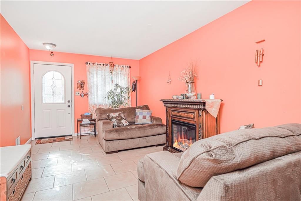 Fireplace, Interior, Living room