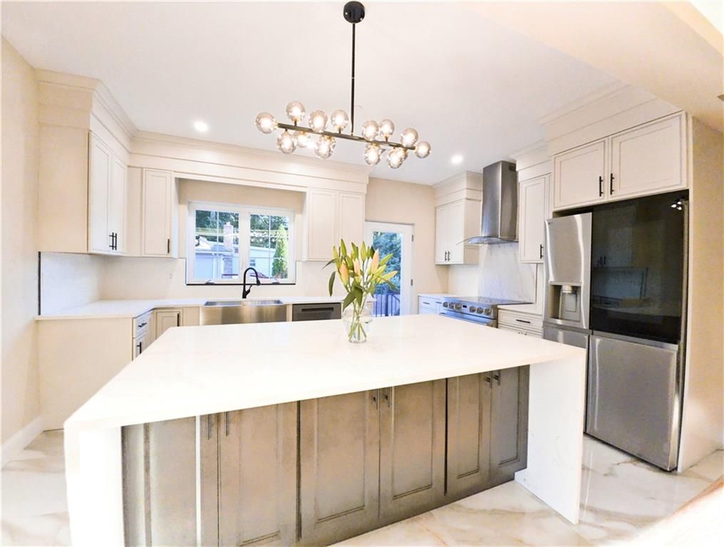 Interior, Kitchen, Pendant Lights, Recessed Lighting, Stainless Steel Appliances