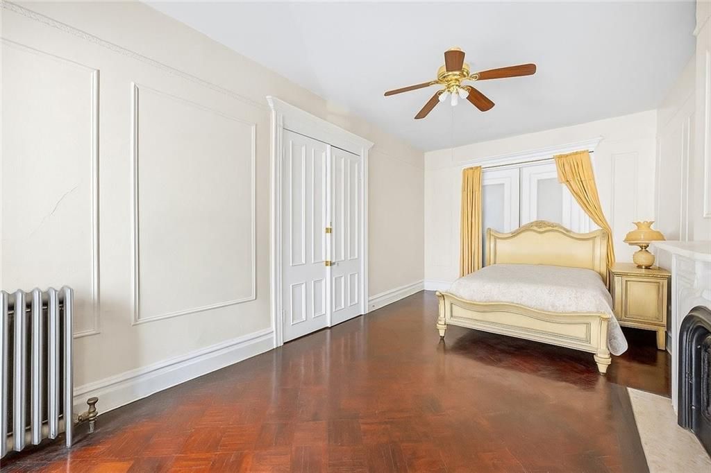 Bedroom, Fireplace, Interior, Wood Texture Flooring