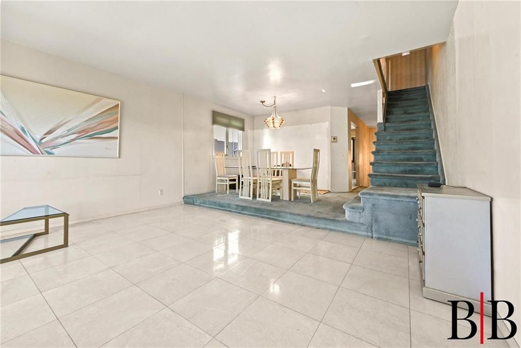 Chandelier, Dining room, Interior, Recessed Lighting