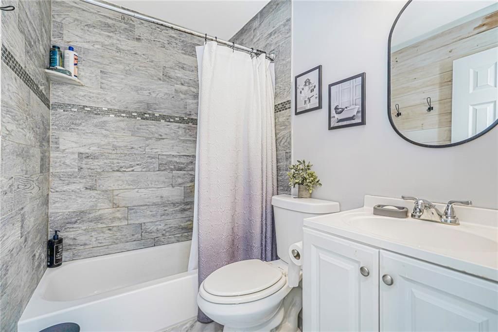 Bathroom, Interior, Marble Walls