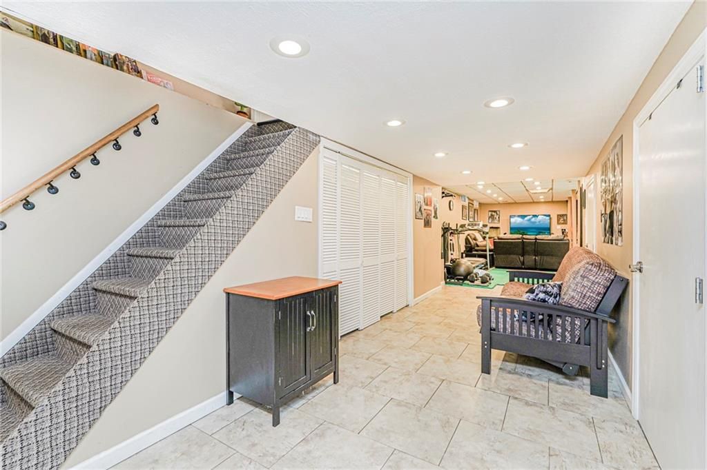 Interior, Recessed Lighting