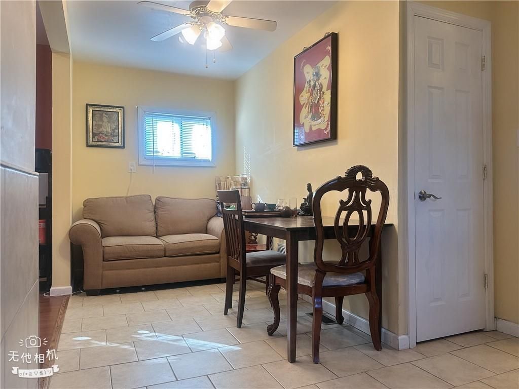 Dining room, Interior