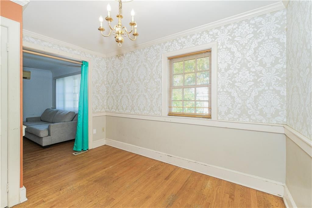 Chandelier, Empty room, Interior, Wood Texture Flooring