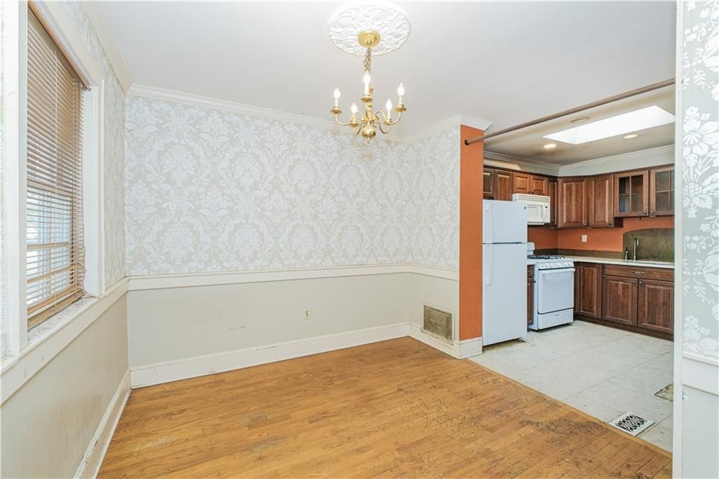 Chandelier, Interior, Kitchen, Recessed Lighting, Wood Texture Flooring