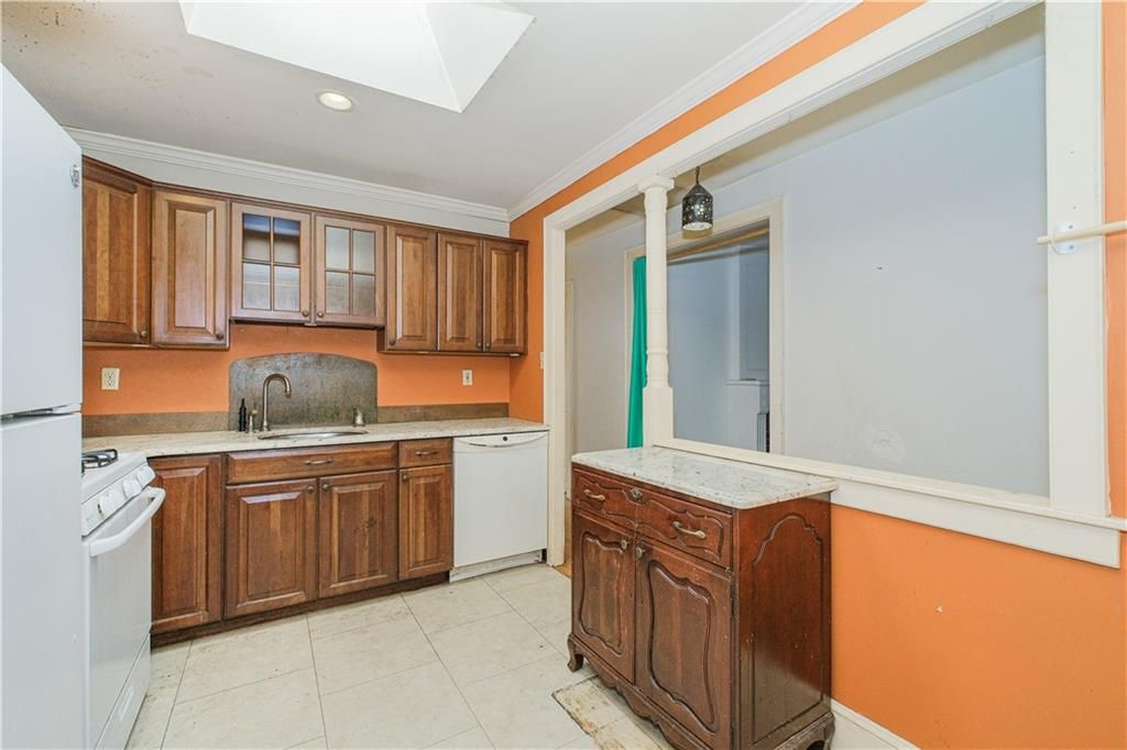 Interior, Kitchen, Recessed Lighting