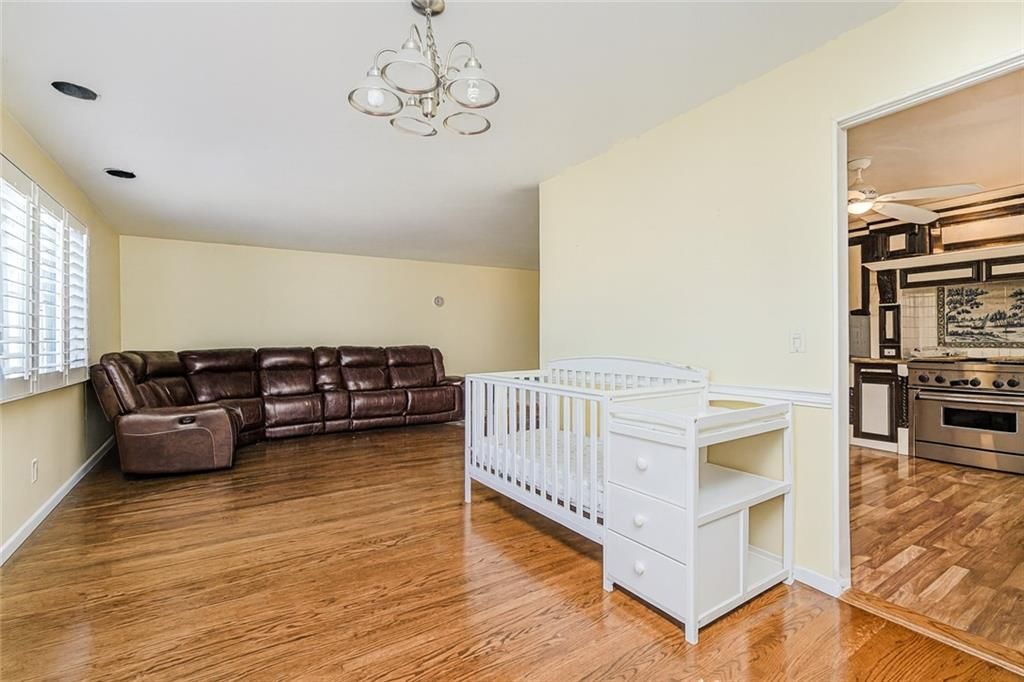 Chandelier, Interior, Kitchen, Living room, Stainless Steel Appliances, Wood Texture Flooring