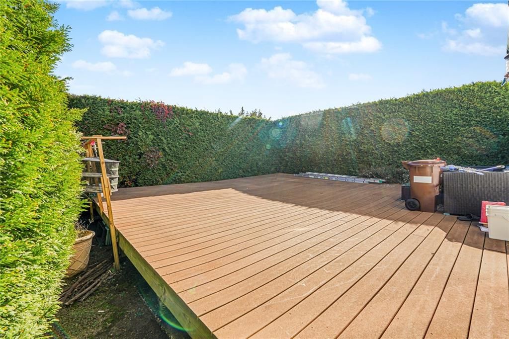 Exterior, Wood Texture Flooring