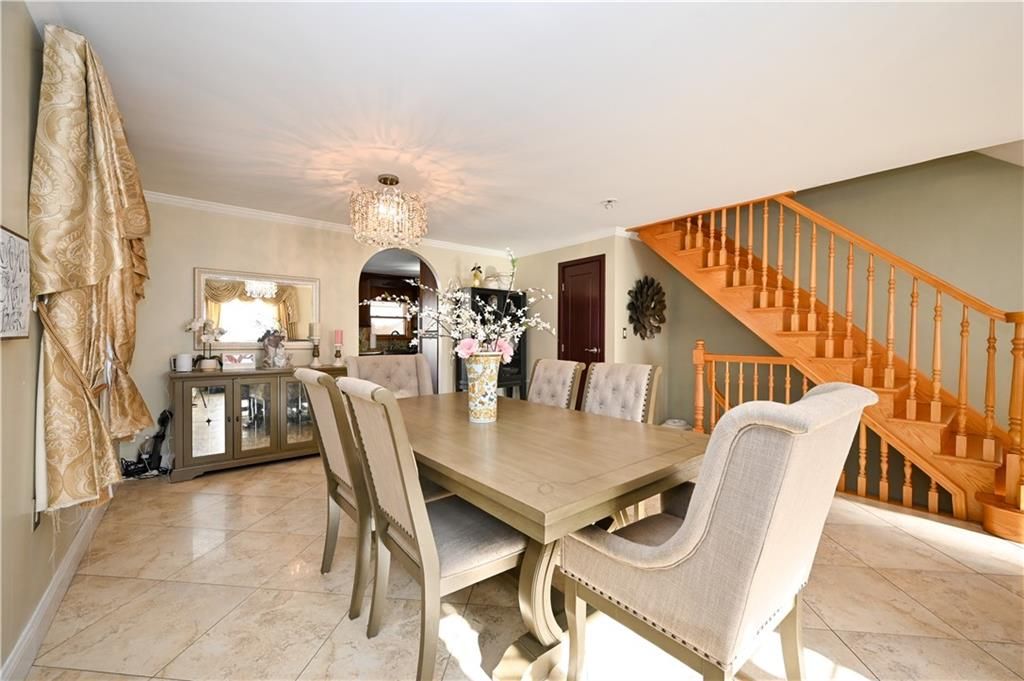 Chandelier, Dining room, Interior
