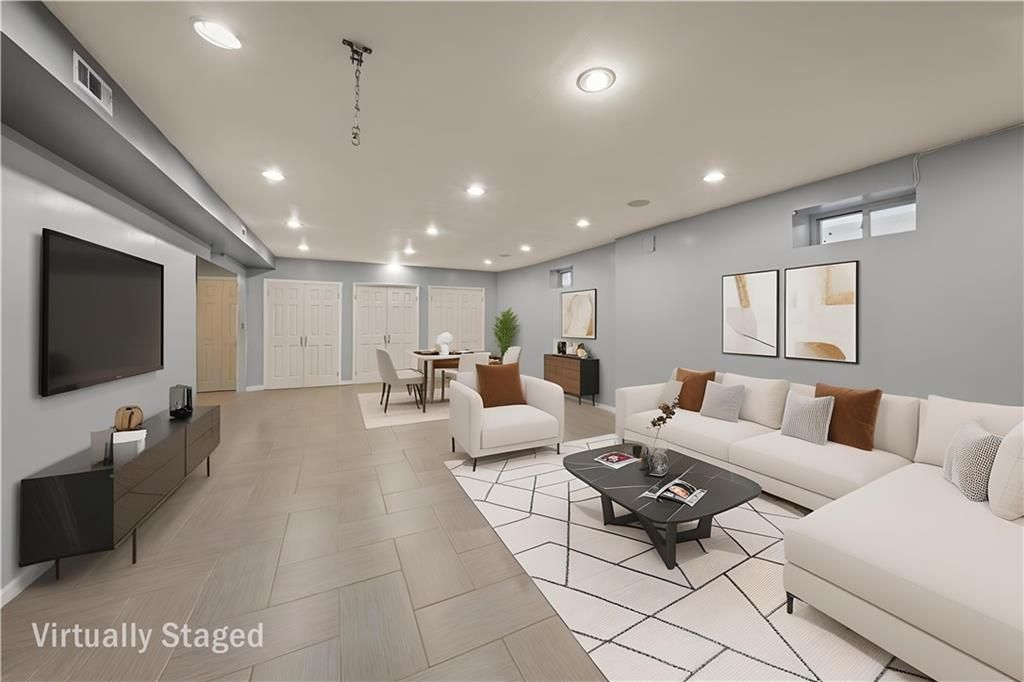 Dining room, Interior, Living room, Recessed Lighting