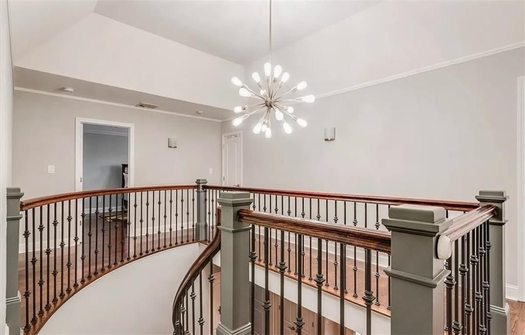 Interior, Pendant Lights, Wood Texture Flooring