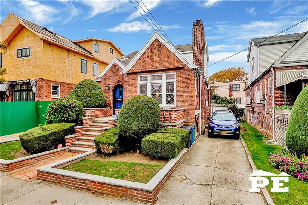 Exterior, Facade, Brick Facade, Tudor Revival