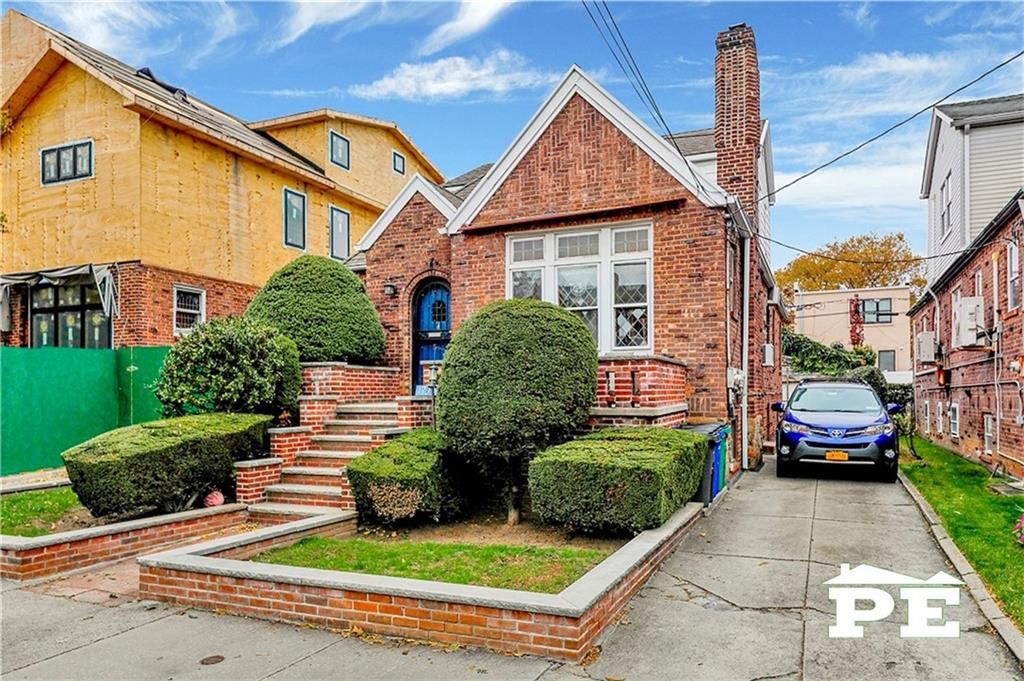 Exterior, Facade, Brick Facade, Tudor Revival