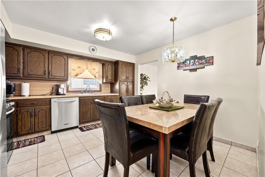 Dining room, Interior, Kitchen, Pendant Lights