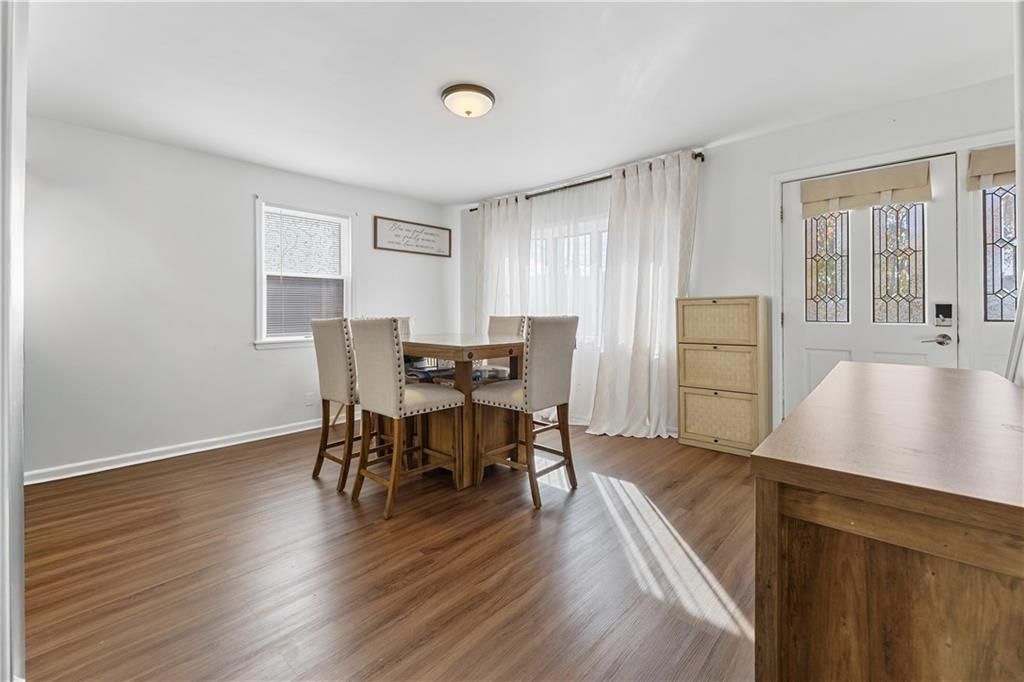 Dining room, Interior, Wood Texture Flooring