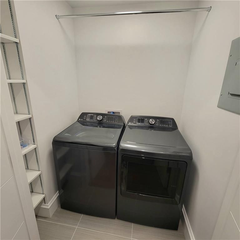 Interior, Washer