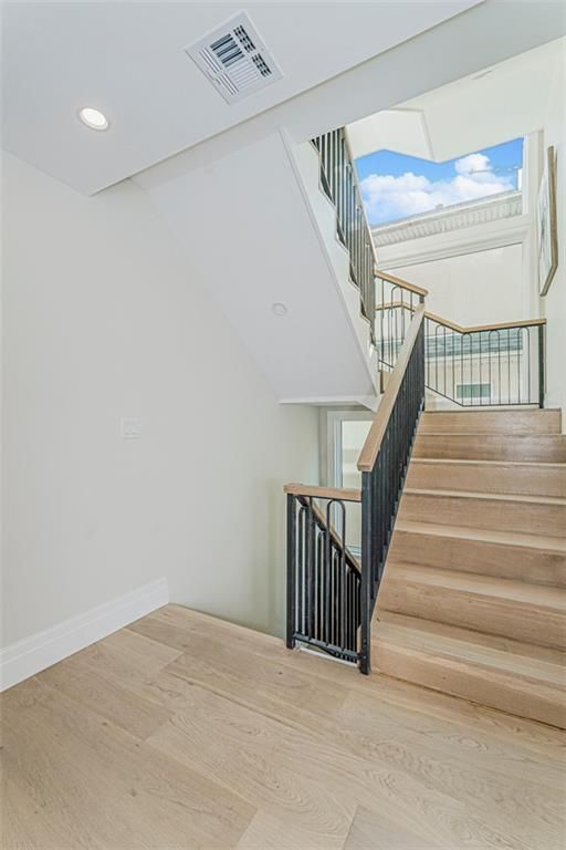 Interior, Recessed Lighting, Wood Texture Flooring