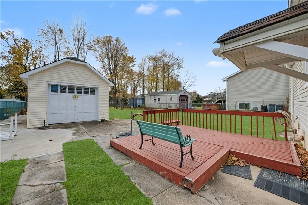 Backyard, Detached Garage, Exterior