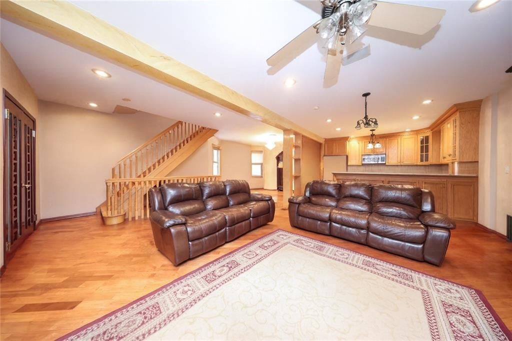 Interior, Kitchen, Living room, Pendant Lights, Recessed Lighting, Wood Texture Flooring