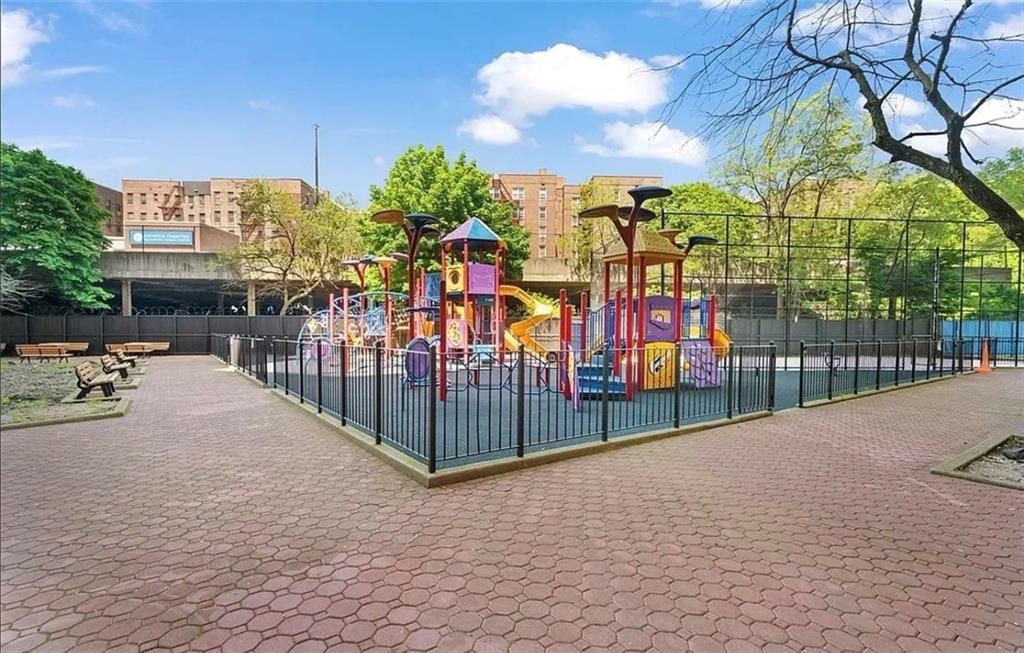 Backyard, Exterior, Playground