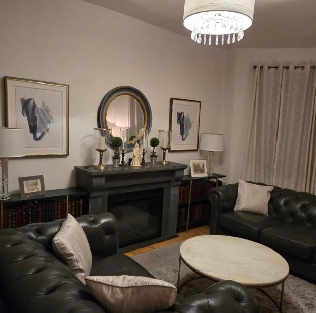 Chandelier, Fireplace, Interior, Living room