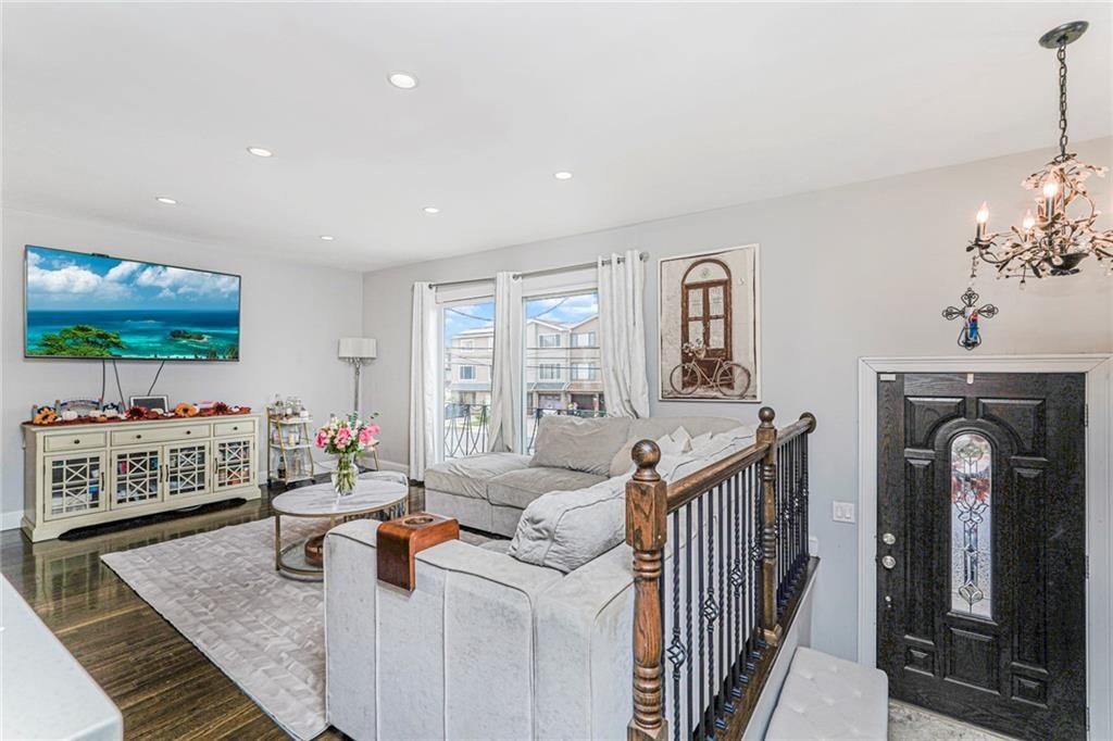 Chandelier, Interior, Living room, Recessed Lighting, Water, Wood Texture Flooring